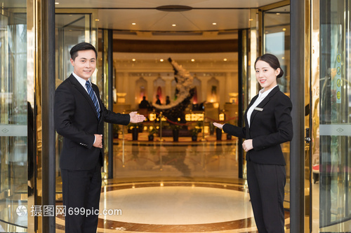 酒店服務人員形象管理 塑造專業與溫度并存的接待藝術